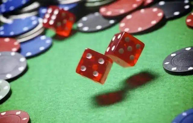Filipino player accessing galabet live casino tables on a smartphone browser